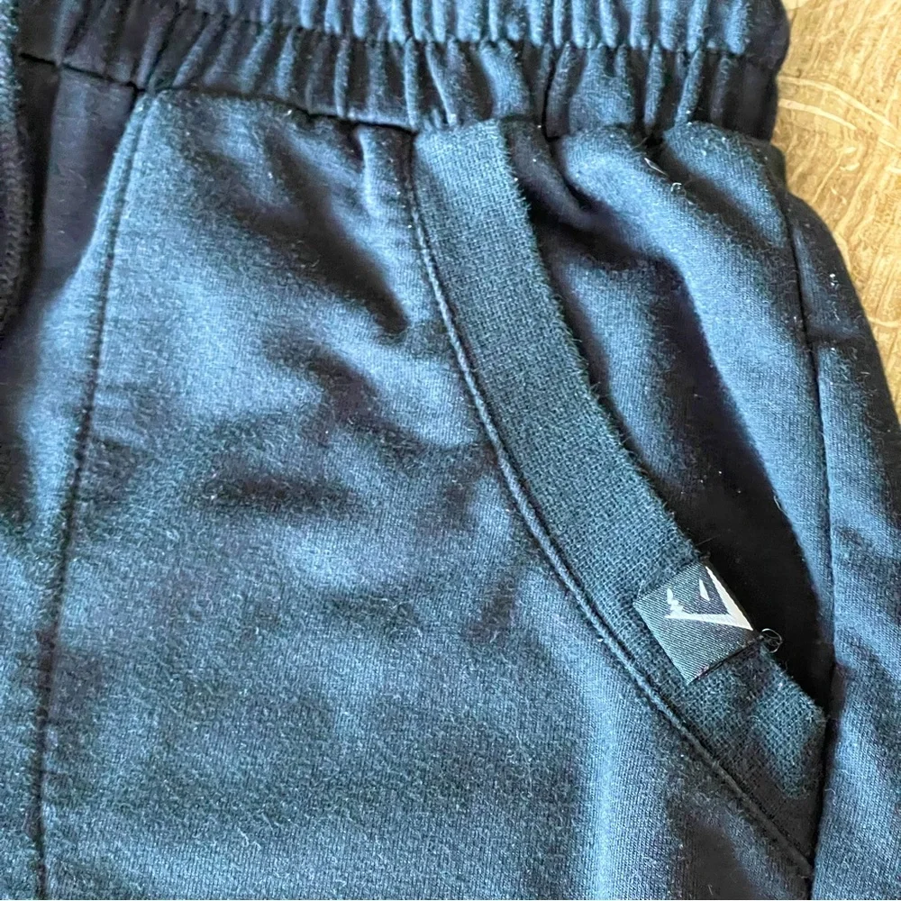 Gymshark Mens Black Joggers size Small - Picture 3 of 11
